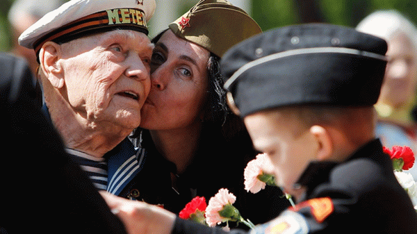 Сколько составляет пенсия для ветеранов Великой Отечественной войны?