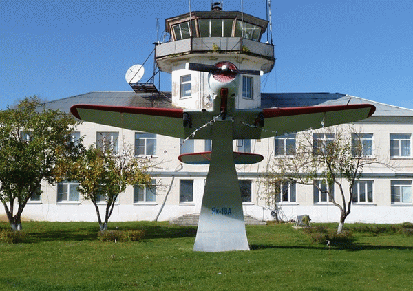 Школы гражданской авиации в России